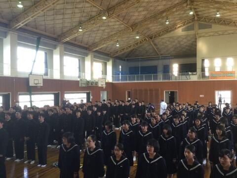 全校合唱