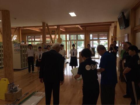 清掃用具をいただきました