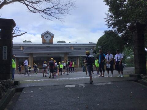 小学校でのあいさつ運動