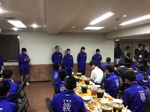 入館式および夕べの集い