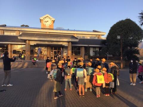 小中合同あいさつ運動