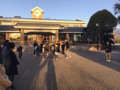 小中合同あいさつ運動