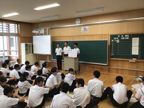 てるはの時間の発表のようす（２年生）