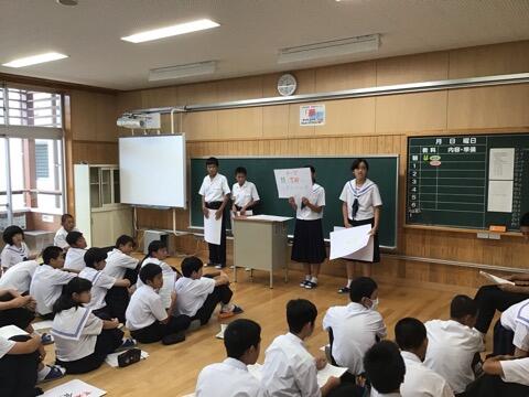 てるはの時間の発表のようす（２年生）