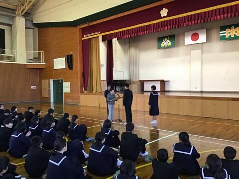 「人権の花」感謝状贈呈式