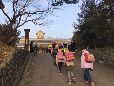 小中合同あいさつ運動