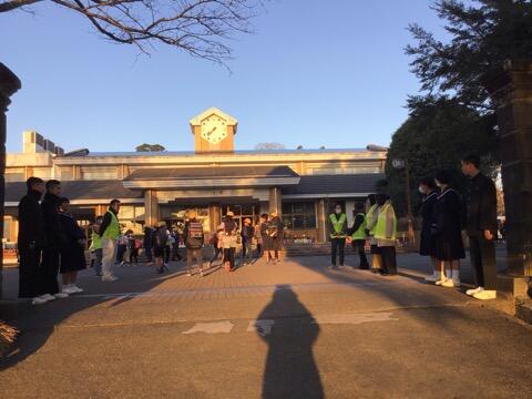 小中合同あいさつ運動