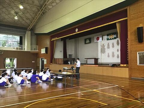 綾の昆虫についての講話と実習