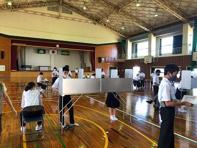 生徒会選挙投票