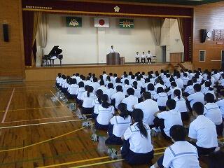 集会の様子　２