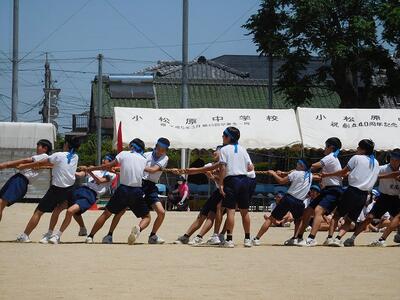 体育大会予行　全校団技