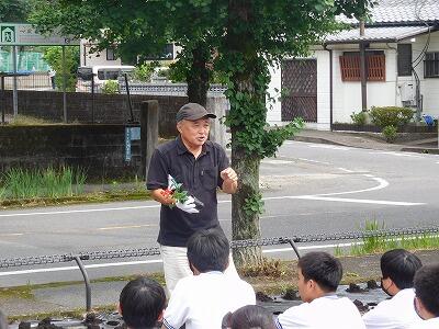 小松原地区公民館花植えボランティア