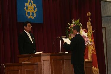 入学式の様子（新入生誓いの言葉）