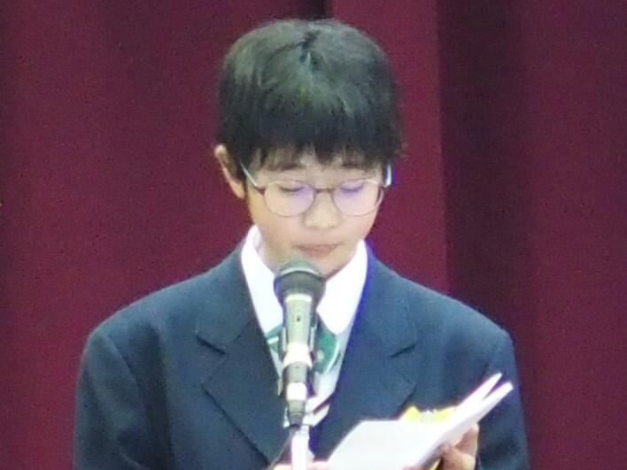 誓いの言葉を発表する吹上さあん