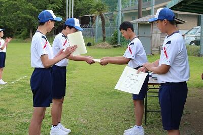 生徒の表彰 生徒の表彰