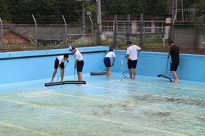 床の清掃 床の清掃