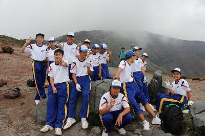 馬の背で一休み もやが出てきました 馬の背で一休み もやが出てきました