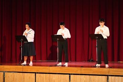 2年生リコーダー演奏 2年生リコーダー演奏