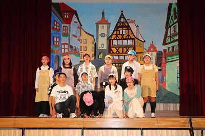 ライオネルに助けられ改心するスワガード ライオネルに助けられ改心するスワガード