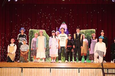 仲間達のおかげで人間になったライオネル 仲間達のおかげで人間になったライオネル