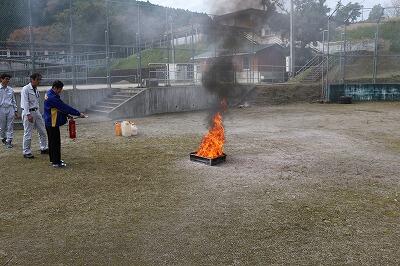2年生の消火 2年生の消火