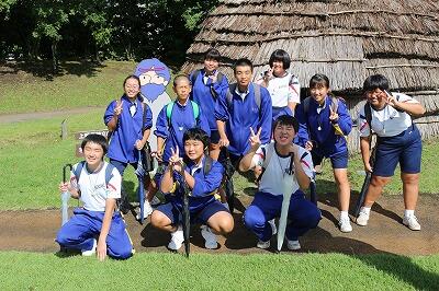 午後は晴れました。 午後は晴れました。