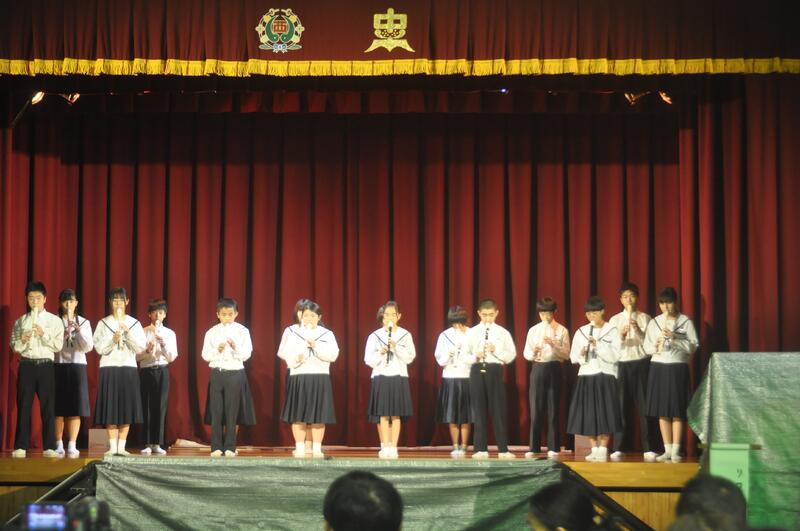 リコーダー演奏「虹の彼方へ」