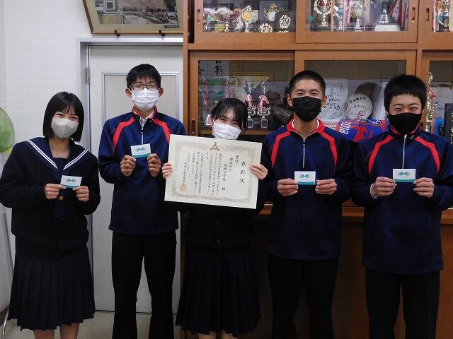 プレゼン表彰（校長室）