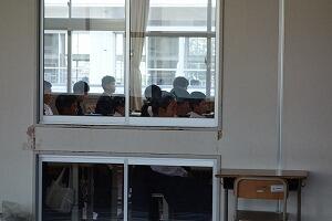 集団行動後の教室