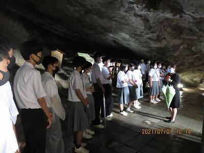 鵜戸神宮本殿の裏側