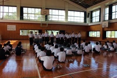 バドミントン競技