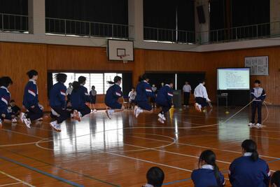 １年　大縄跳び