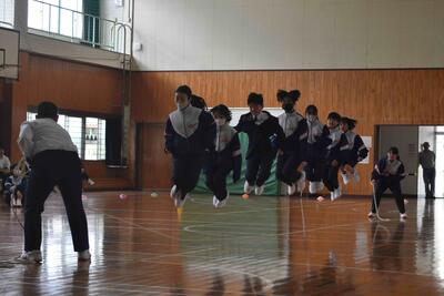 １年　大縄跳び