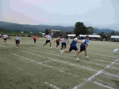 ９　３年リレー