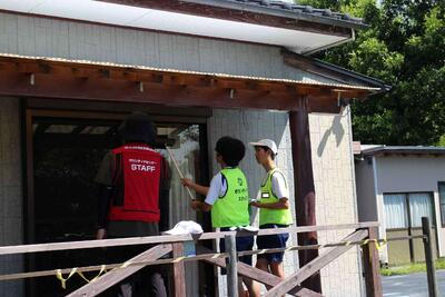 ２　窓拭き作業