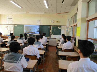 ３　オンライン各教室にて