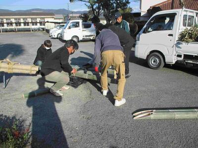 １　門松づくり