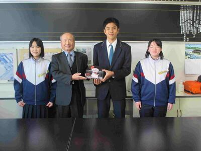 歳末助け合い募金活動の報告