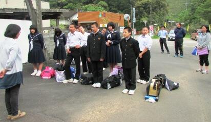 宿泊体験の解散式