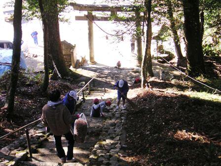 神社清掃