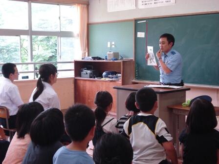 興梠巡査の講話