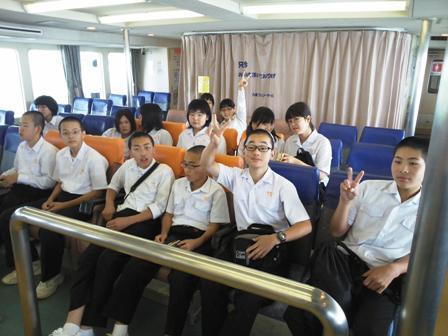 フェリーに乗船！