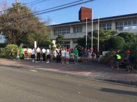 小中合同あいさつ運動（通山小）