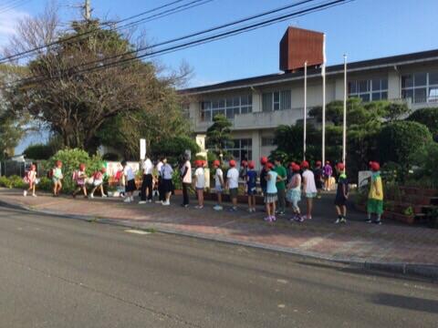 小中合同あいさつ運動（通山小）