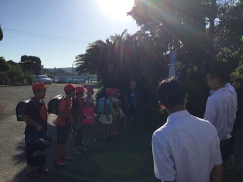 小中合同あいさつ運動（多賀小）