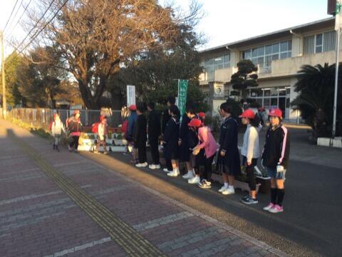 小中合同あいさつ運動