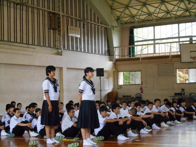 バドミントン女子