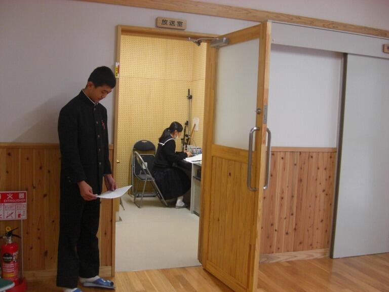 放送室　生徒代表