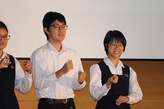 手話であらわしています 手話であらわしています