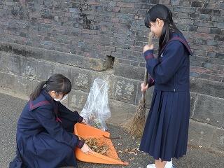 三年女子 三年女子